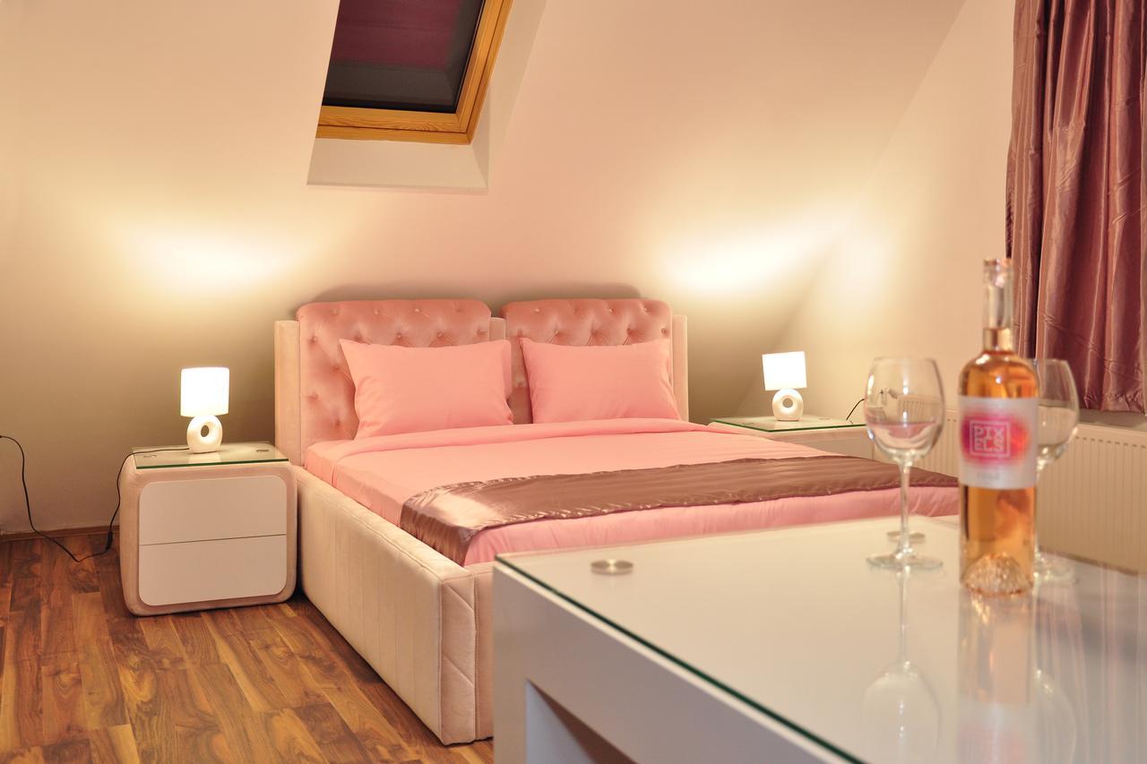 Lombardi Family Hotel Roese Buitenkant foto
