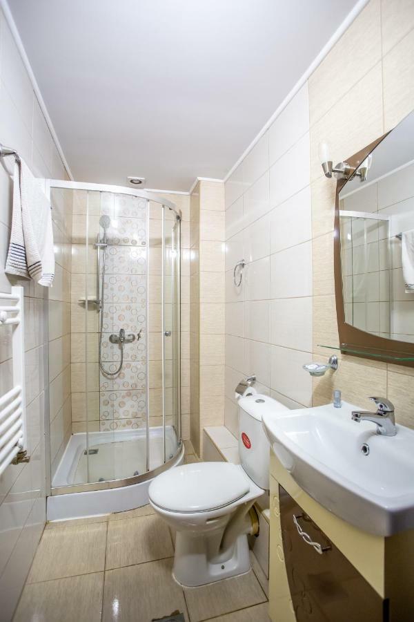 Lombardi Family Hotel Roese Buitenkant foto